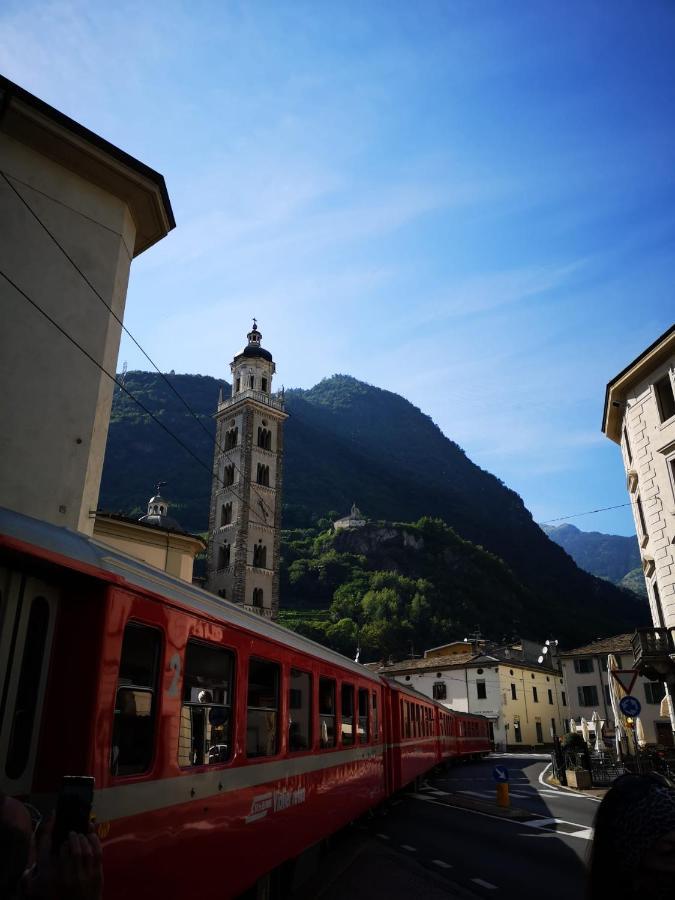 Casa Vacanze - Residenza Elvezia Tirano Dış mekan fotoğraf